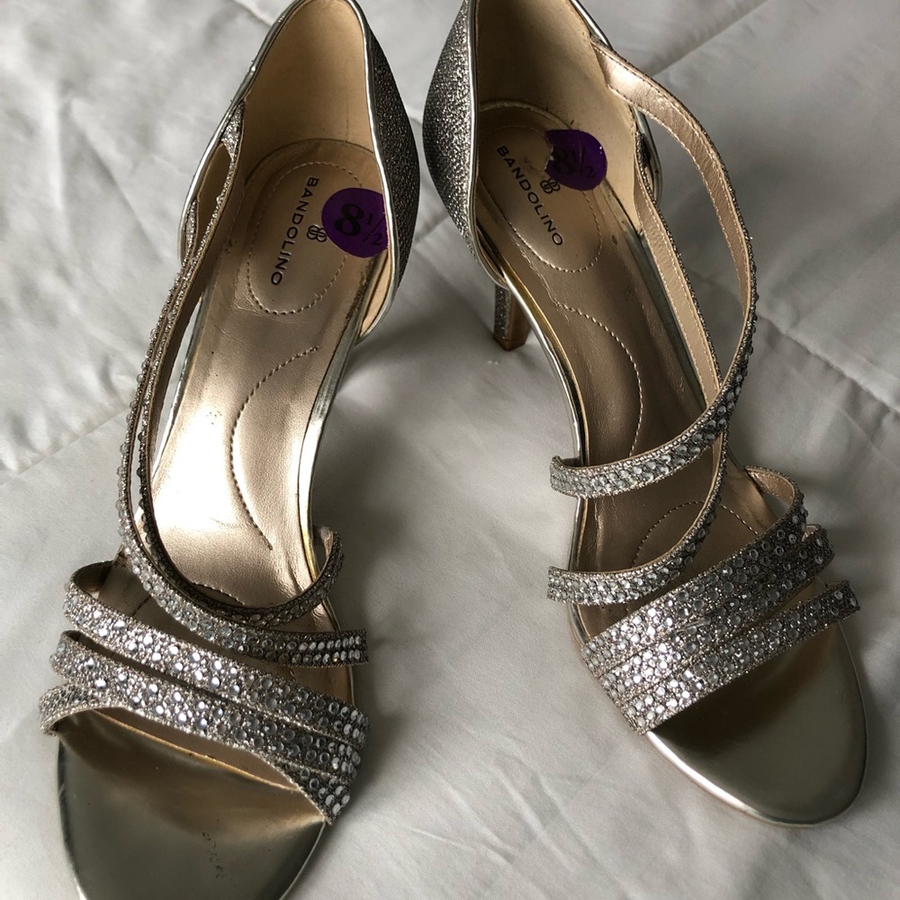 Bandolino silvery sparkle shoes